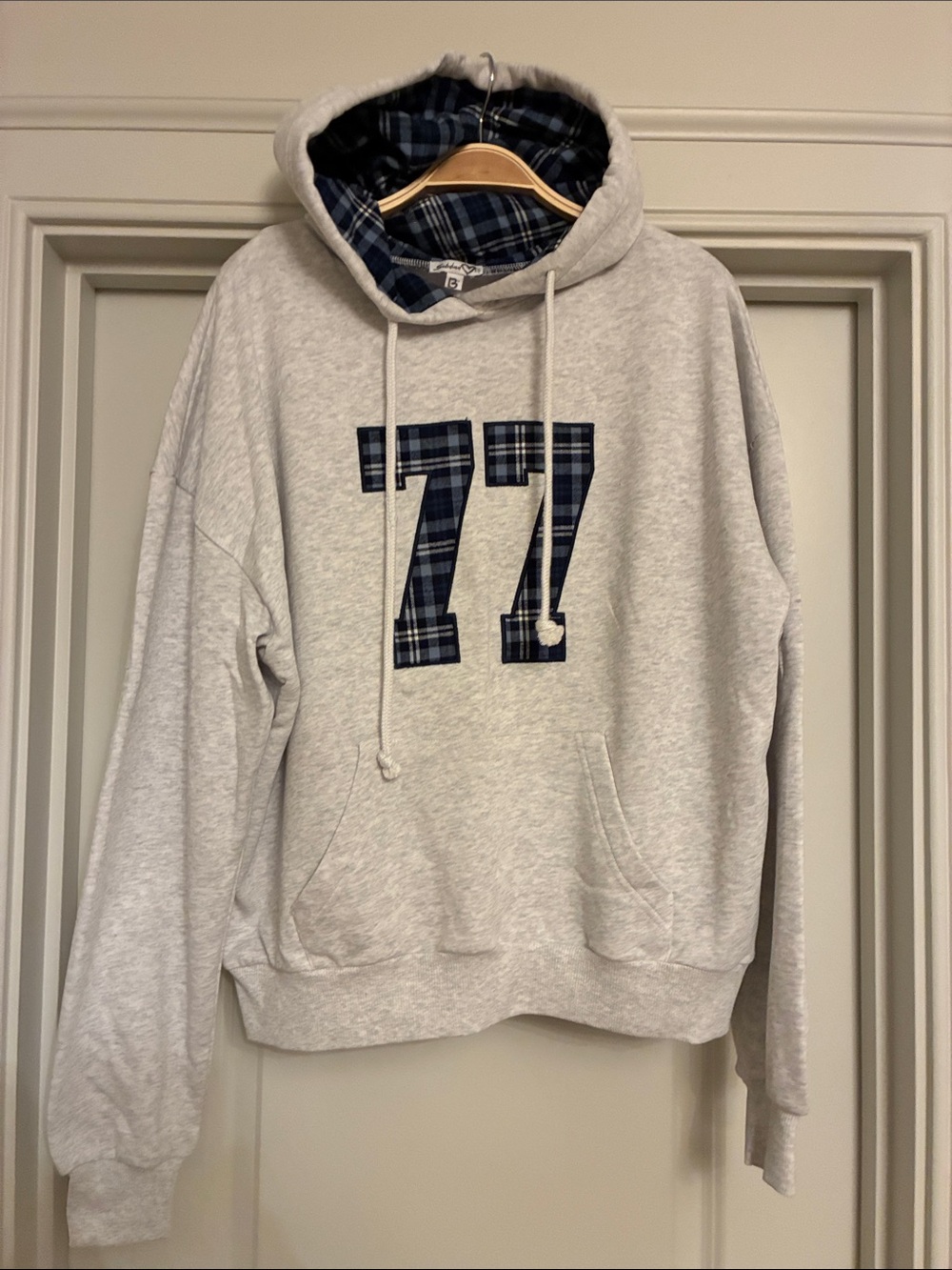 Subdued hoodie plaid 77